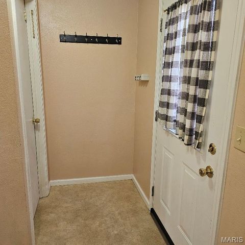 2230 N Rodgers Avenue, Alton, IL 62002