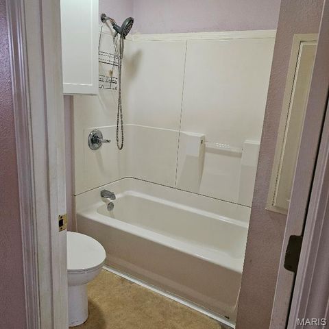 2230 N Rodgers Avenue, Alton, IL 62002