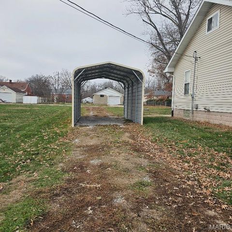 2230 N Rodgers Avenue, Alton, IL 62002