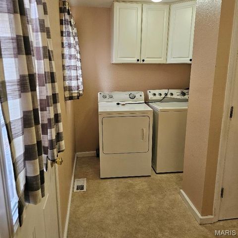 2230 N Rodgers Avenue, Alton, IL 62002