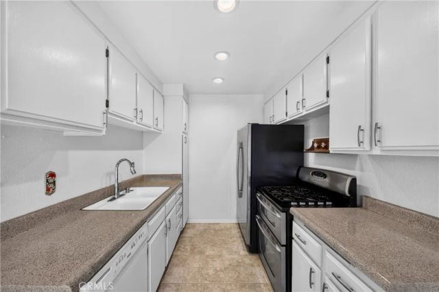 20535 S Vermont Avenue 4, Torrance, CA 90502