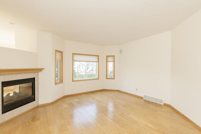 1134 47th Avenue N, Fargo, ND 58102