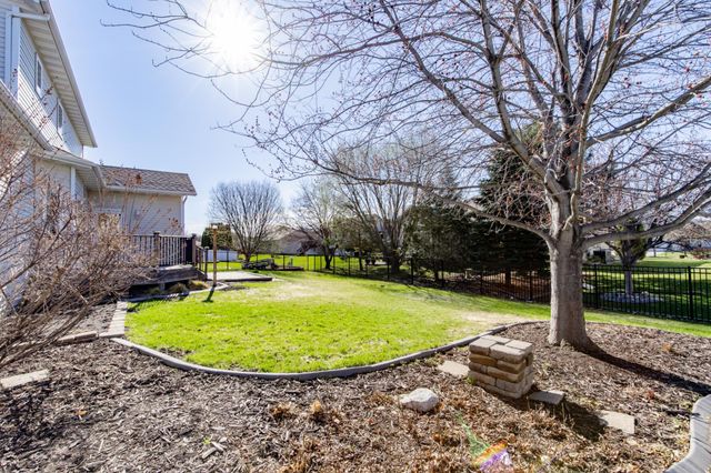 1134 47th Avenue N, Fargo, ND 58102