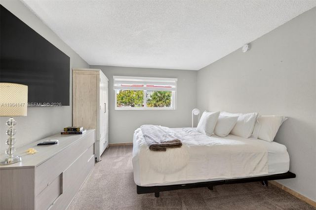 8040 N Sunrise Lakes Dr 108, Sunrise, FL 33322