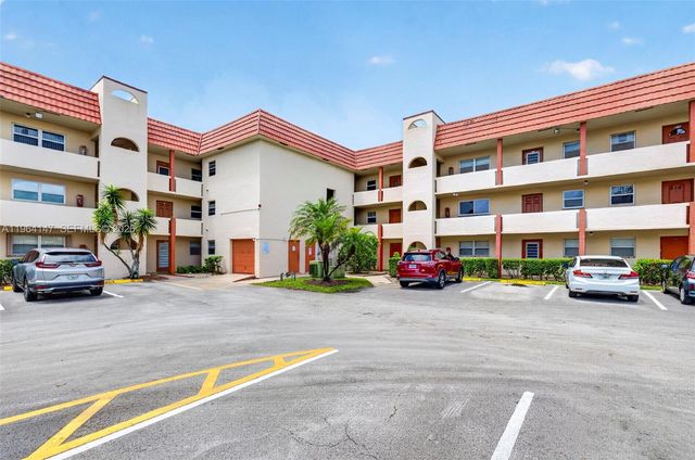 8040 N Sunrise Lakes Dr 108, Sunrise, FL 33322