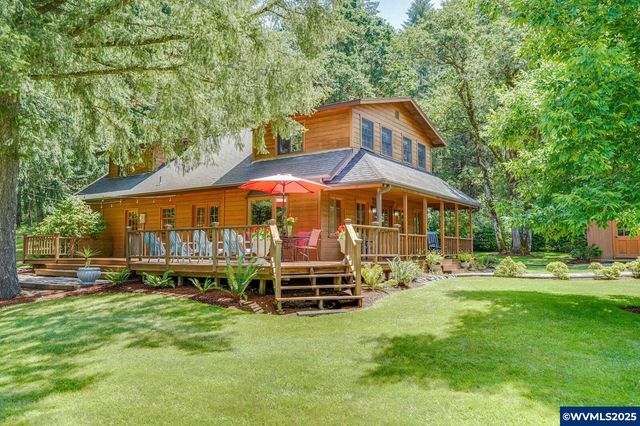 33941 Totem Pole Rd, Lebanon, OR 97355
