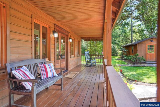33941 Totem Pole Rd, Lebanon, OR 97355