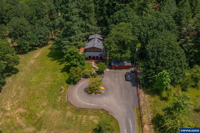 33941 Totem Pole Rd, Lebanon, OR 97355