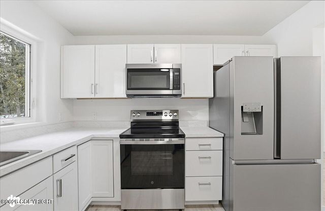 35085 Greenwood Court, Sterling, AK 99672