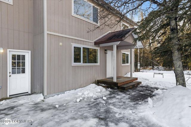 35085 Greenwood Court, Sterling, AK 99672