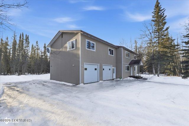 35085 Greenwood Court, Sterling, AK 99672