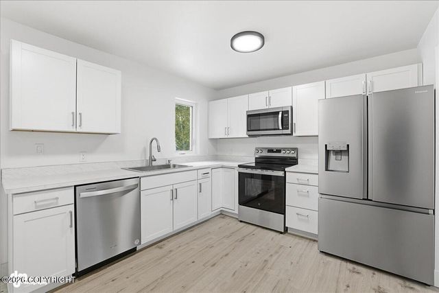 35085 Greenwood Court, Sterling, AK 99672