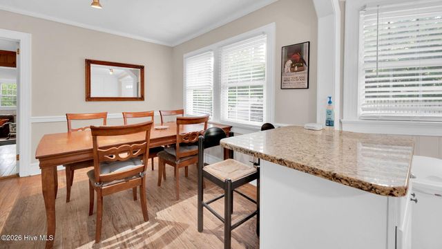 1902 Sherwood Drive, Greenville, NC 27858