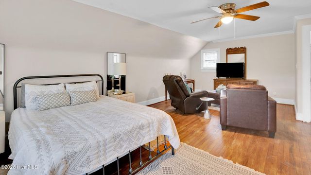 1902 Sherwood Drive, Greenville, NC 27858