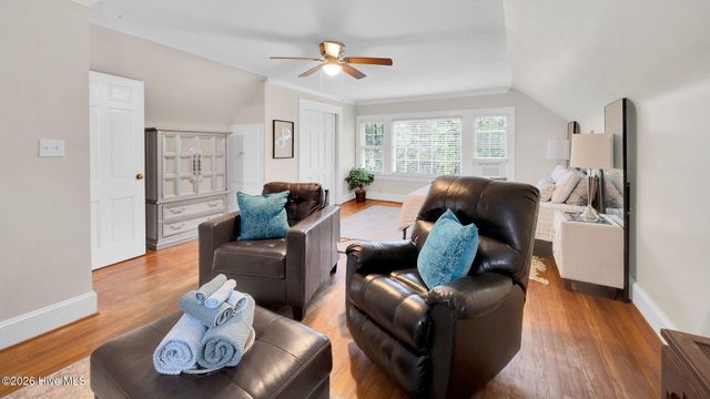 1902 Sherwood Drive, Greenville, NC 27858