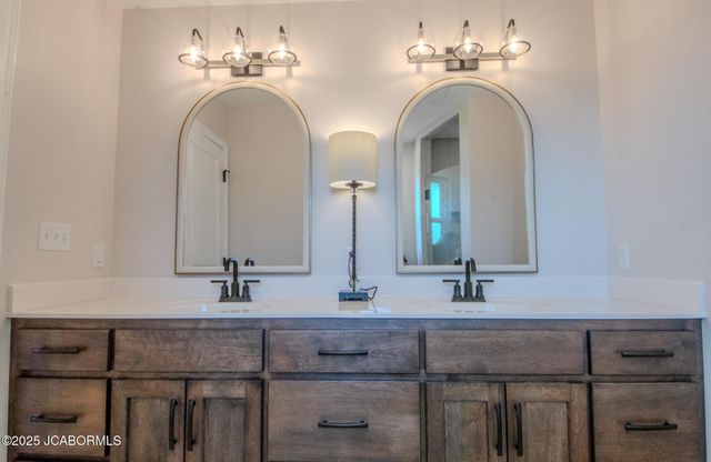 3213 CRYSTAL COURT, Jefferson City, MO 65109