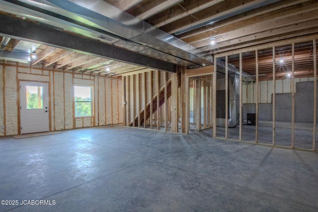 3213 CRYSTAL COURT, Jefferson City, MO 65109