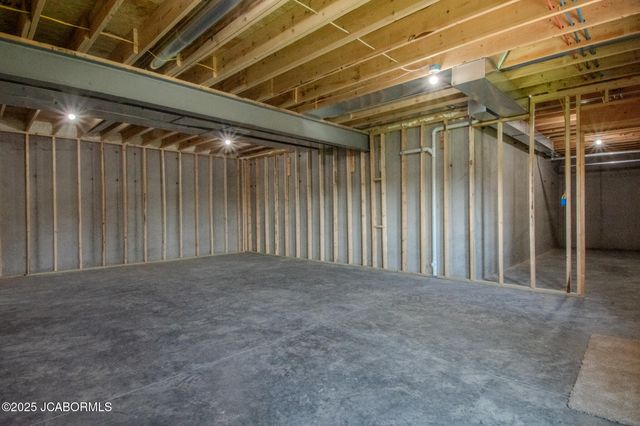 3213 CRYSTAL COURT, Jefferson City, MO 65109