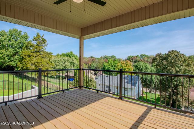 3213 CRYSTAL COURT, Jefferson City, MO 65109