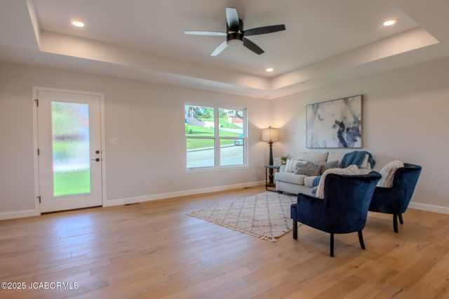 3213 CRYSTAL COURT, Jefferson City, MO 65109