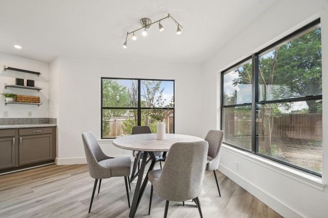 1815 Gunsight DR, Round Rock, TX 78665