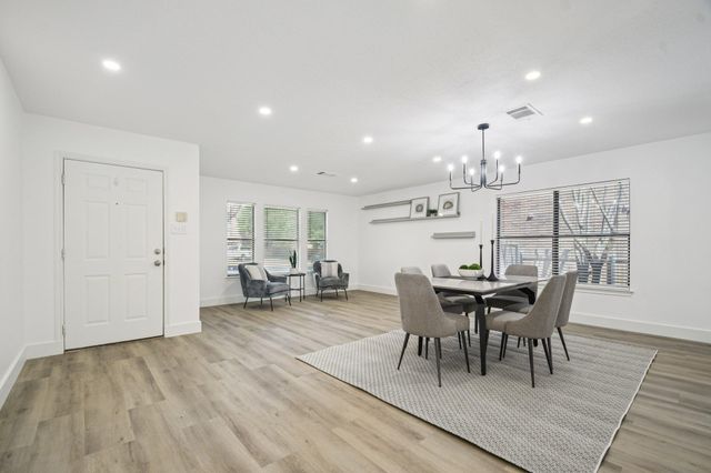 1815 Gunsight DR, Round Rock, TX 78665