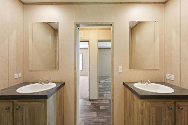 11744 Padok Road, Houston, TX 77044