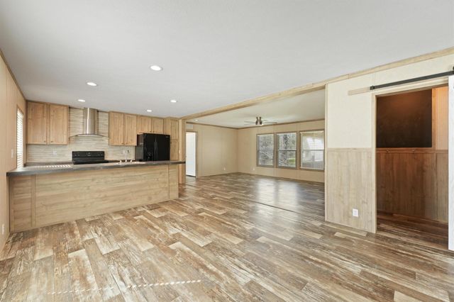 11744 Padok Road, Houston, TX 77044