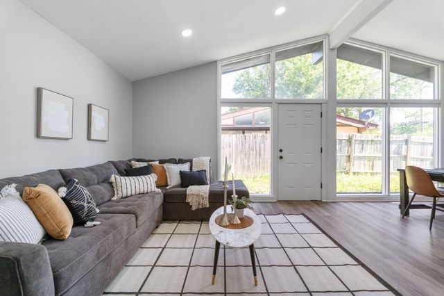 840 Mark Place, Columbus, OH 43204