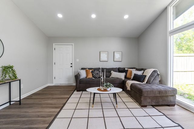 840 Mark Place, Columbus, OH 43204