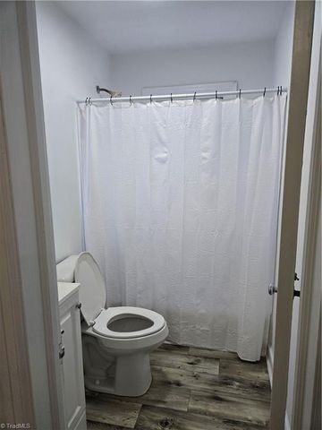 2405 McConnell Road, Greensboro, NC 27401