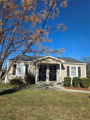 2405 McConnell Road, Greensboro, NC 27401