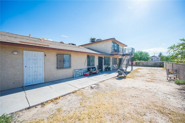 1524 Henry Drive, Las Vegas, NV 89110