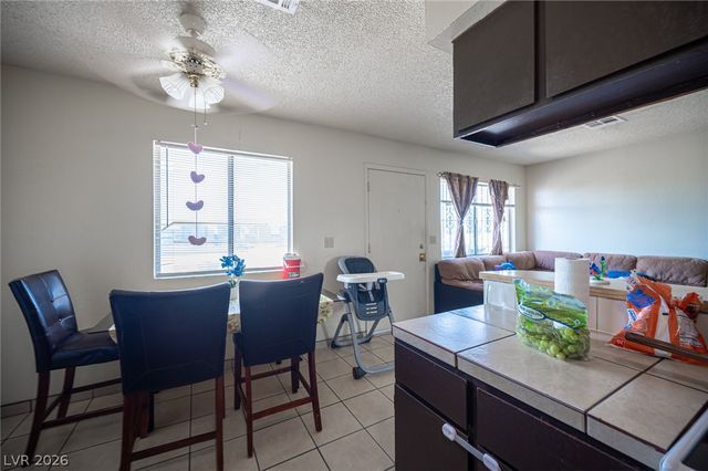 1524 Henry Drive, Las Vegas, NV 89110