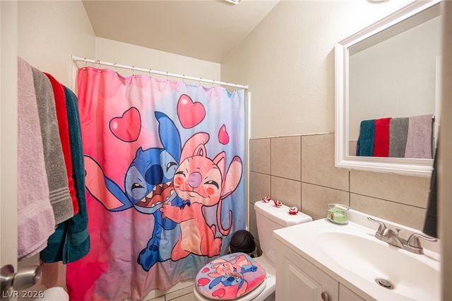 1524 Henry Drive, Las Vegas, NV 89110