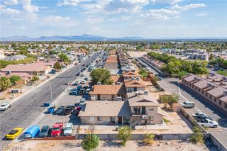 1524 Henry Drive, Las Vegas, NV 89110