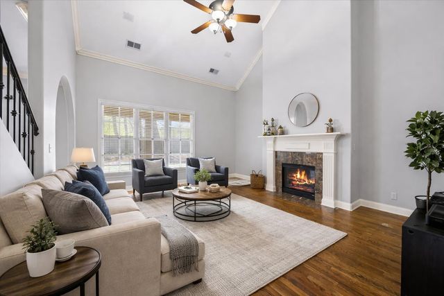 11979 HENNING OAKS LN, Arlington, TN 38002