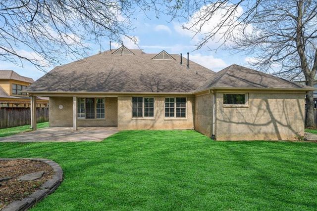 11979 HENNING OAKS LN, Arlington, TN 38002