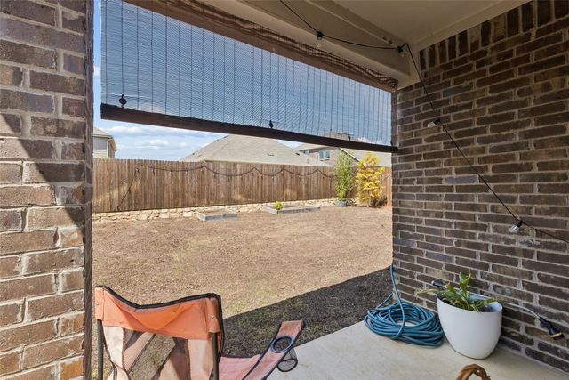 9813 Cherrywood Way, Aubrey, TX 76227
