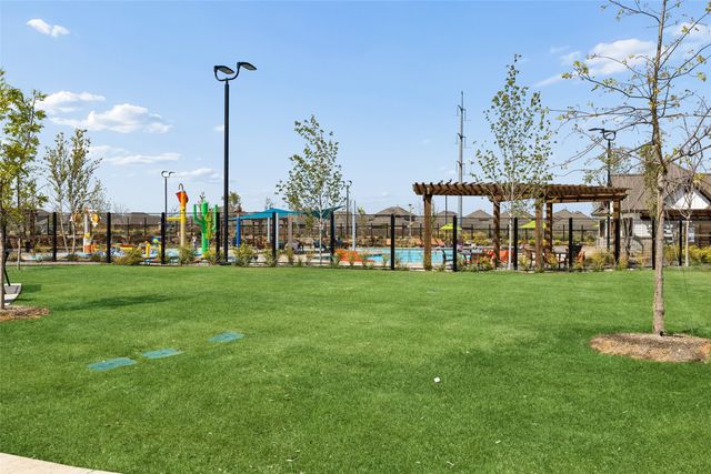9813 Cherrywood Way, Aubrey, TX 76227