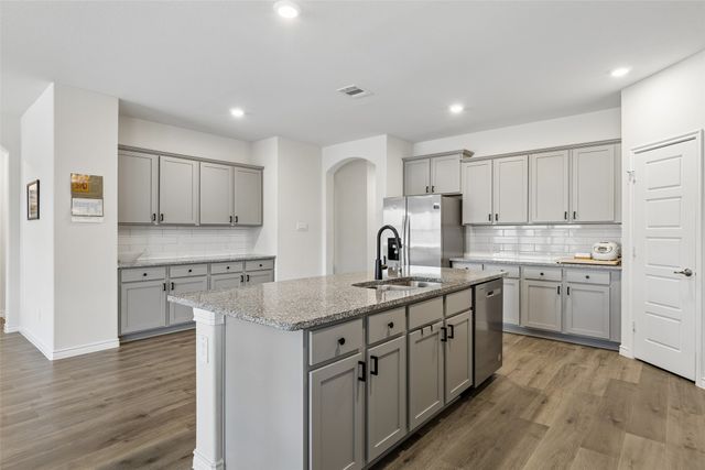 9813 Cherrywood Way, Aubrey, TX 76227