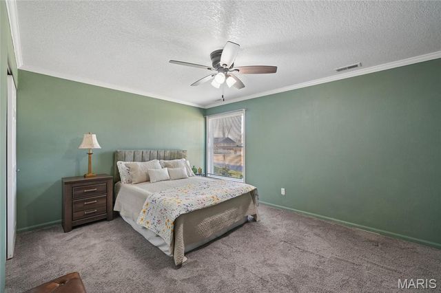 505 Glenmeadow Drive, Ballwin, MO 63011