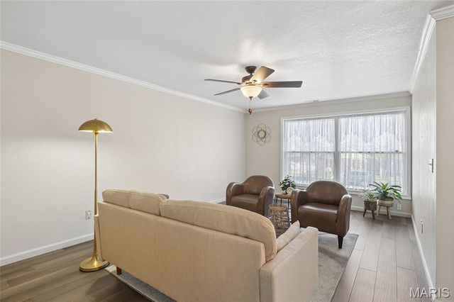 505 Glenmeadow Drive, Ballwin, MO 63011