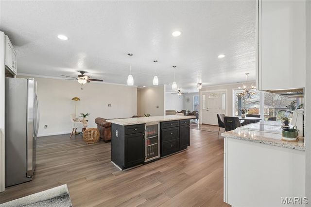 505 Glenmeadow Drive, Ballwin, MO 63011