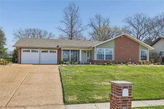 505 Glenmeadow Drive, Ballwin, MO 63011