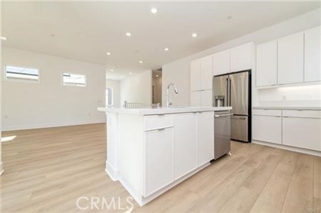 108 Tiffin, Irvine, CA 92618