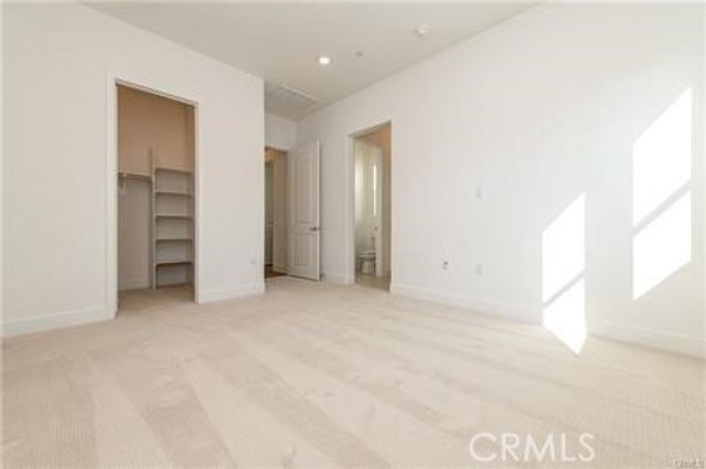 108 Tiffin, Irvine, CA 92618