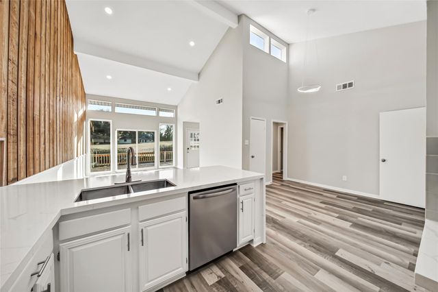 60 April Village, Conroe, TX 77356