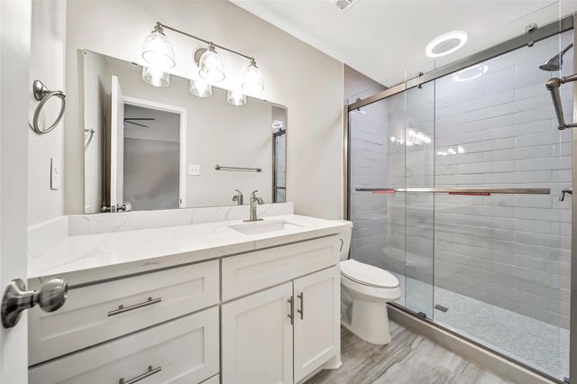 60 April Village, Conroe, TX 77356