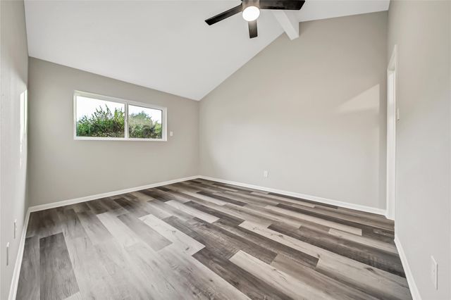 60 April Village, Conroe, TX 77356